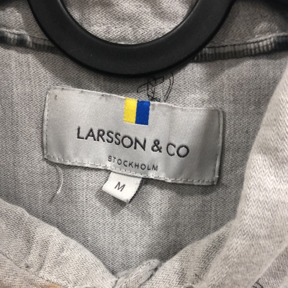 Men’s shirt - Picture 2 of 3